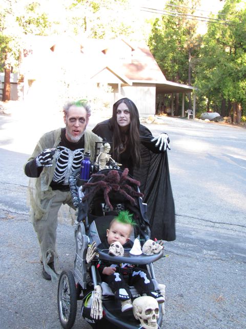 Idyllwild Hallowe'en Parade 2010