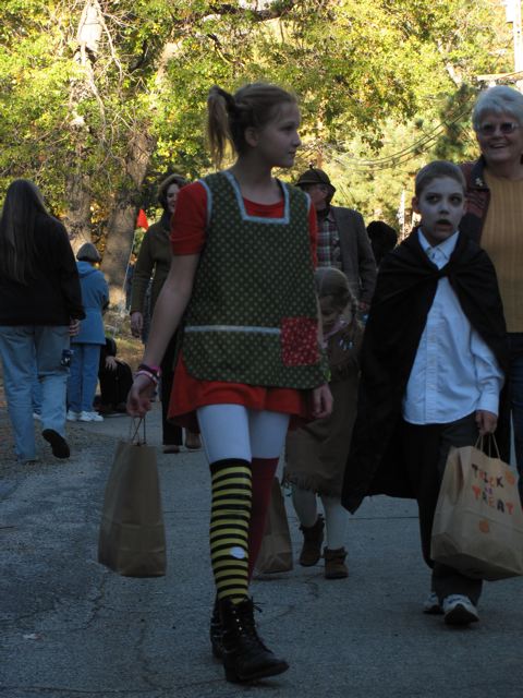 Idyllwild Hallowe'en Parade 2010